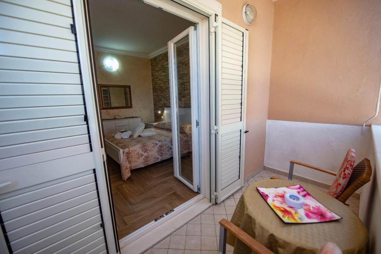 La Perla Del Tirreno Bed & Breakfast Тропеа Екстериор снимка