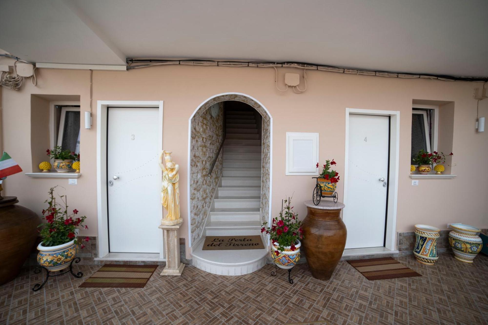 La Perla Del Tirreno Bed & Breakfast Тропеа Екстериор снимка