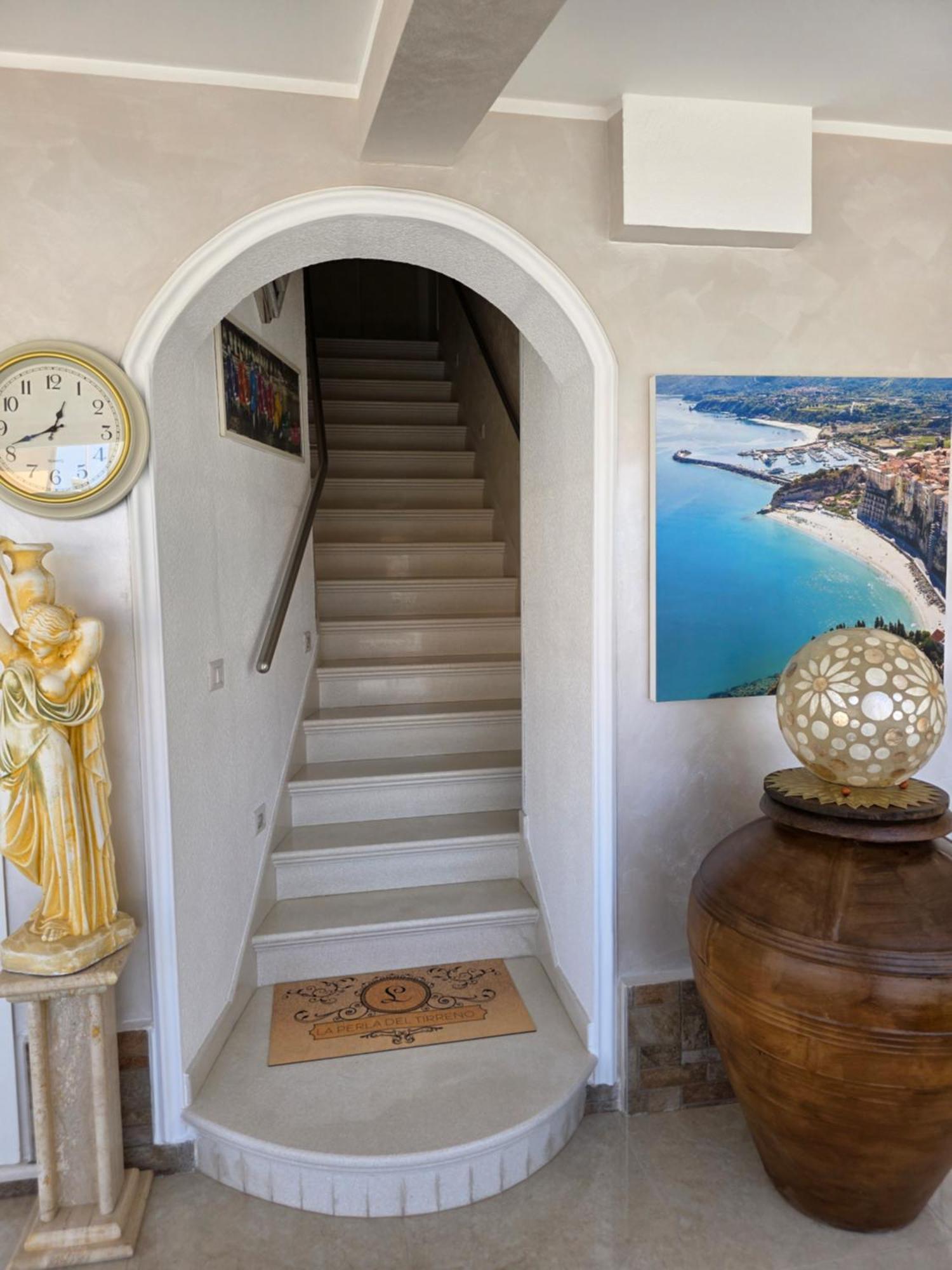 La Perla Del Tirreno Bed & Breakfast Тропеа Екстериор снимка