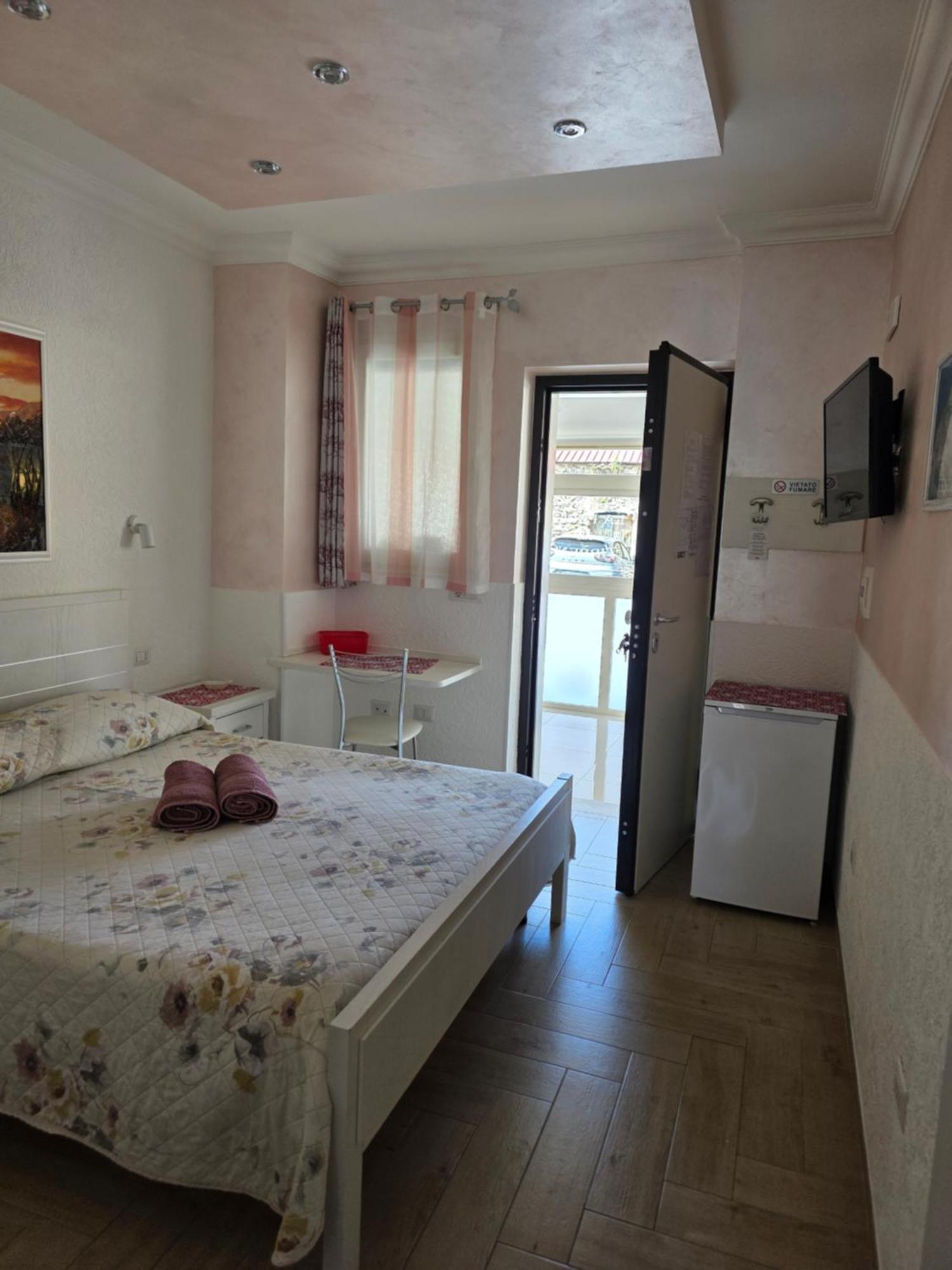 La Perla Del Tirreno Bed & Breakfast Тропеа Екстериор снимка