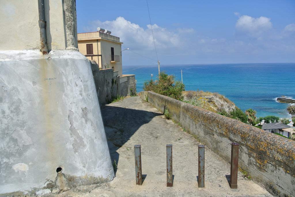 La Perla Del Tirreno Bed & Breakfast Тропеа Екстериор снимка