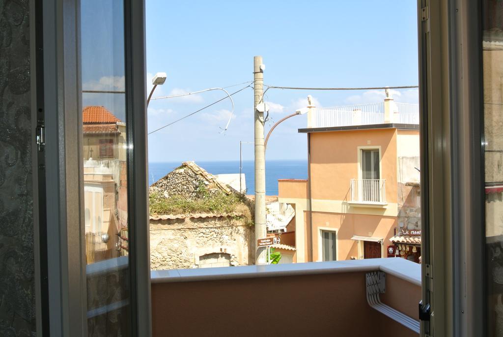 La Perla Del Tirreno Bed & Breakfast Тропеа Екстериор снимка