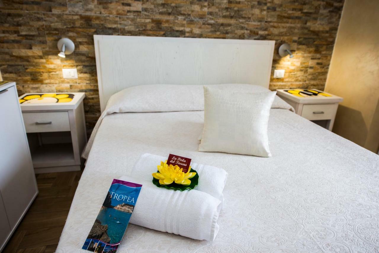 La Perla Del Tirreno Bed & Breakfast Тропеа Екстериор снимка